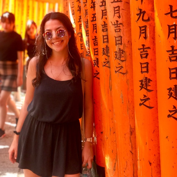 Meet your Posher, Samantha - Picture 1 of 1